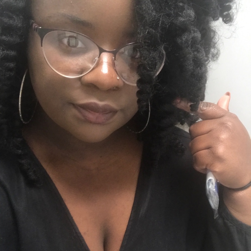 Meet your Posher, Aylesha